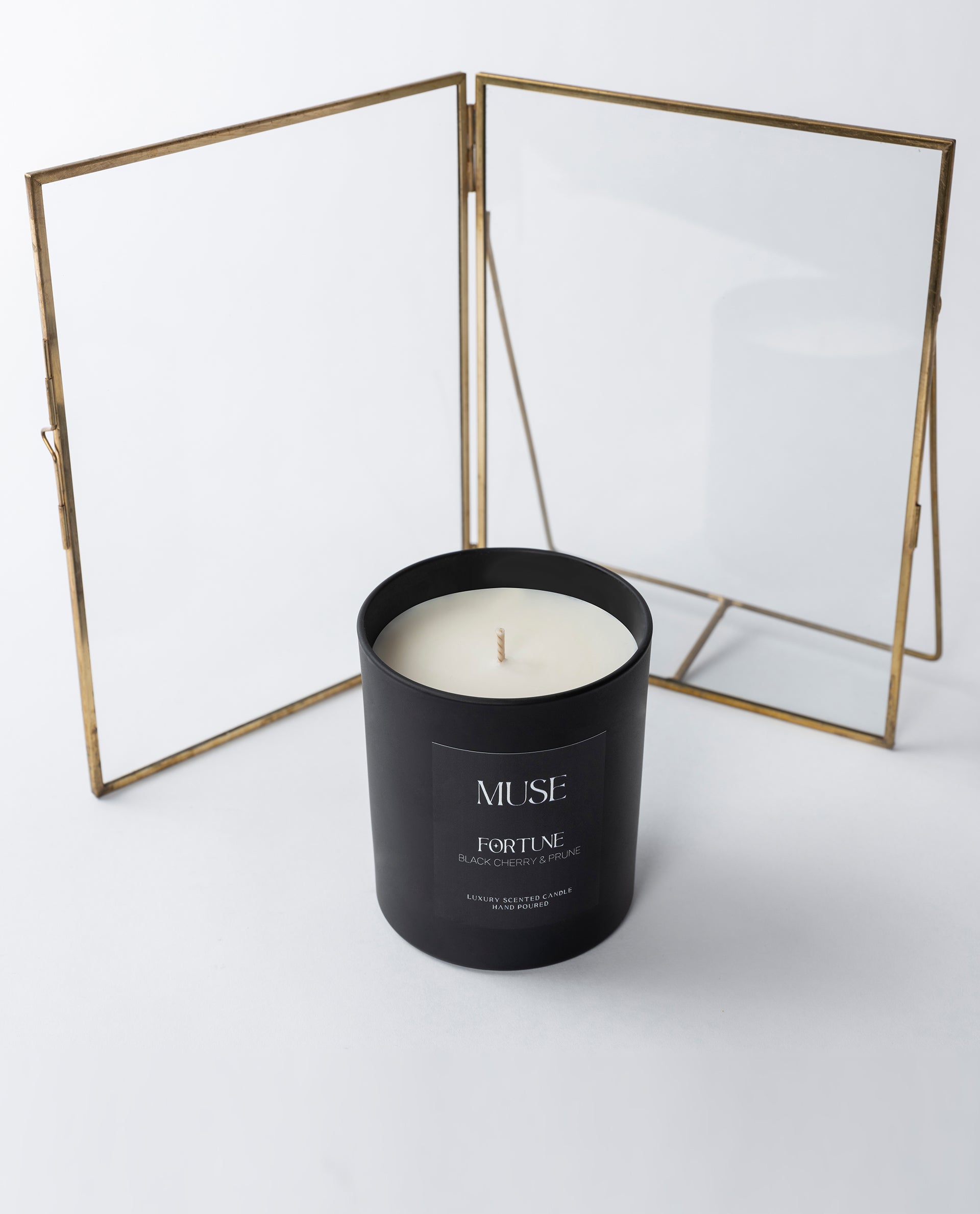 Fortune Luxury Candle - BLACK CHERRY & PRUNES - 300ml - Muse Body Shape Boutique